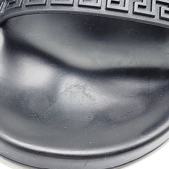 Versace Medusa Men's Black Pool Slides Sandals - Preowned Size EU 44 US 11 - Picture 9 of 9